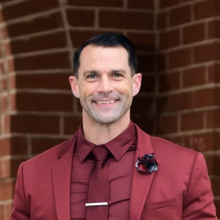 Chris Jones headshot